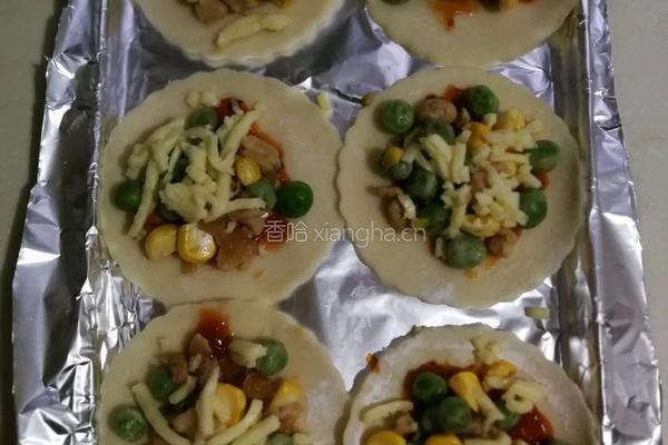饺子皮披萨的做法图解1