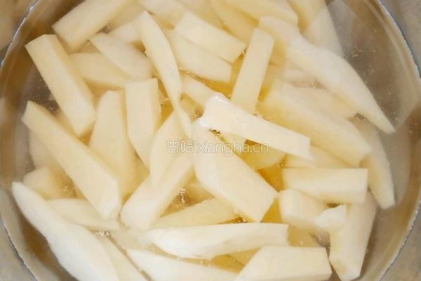 芹菜土豆条的做法图解2
