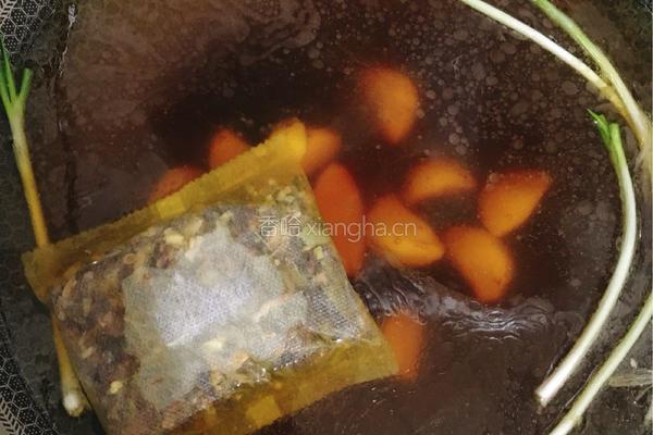 卤鸭腿肉的做法图解2