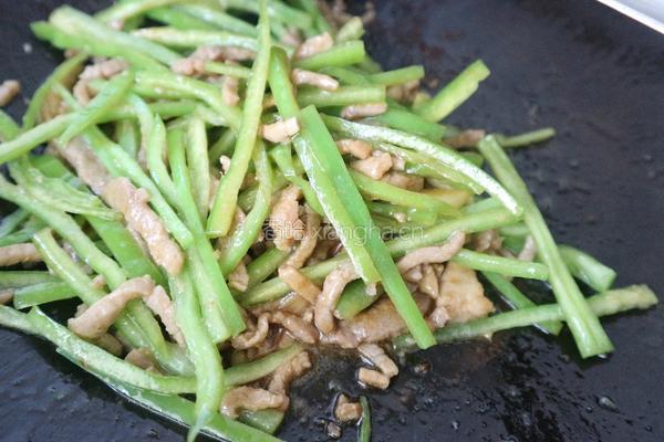 青椒肉丝鲜虾面的做法图解5