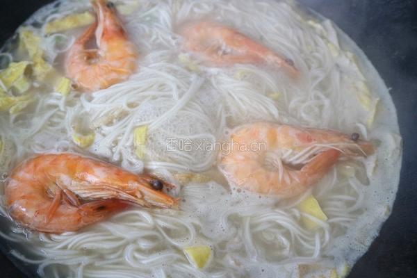 青椒肉丝鲜虾面的做法图解9