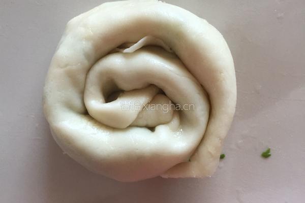 蛋香葱油饼的做法图解6