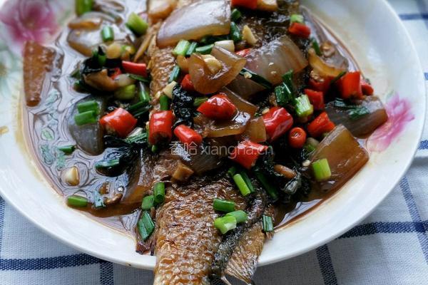 紫苏香辣鱼的做法图解5