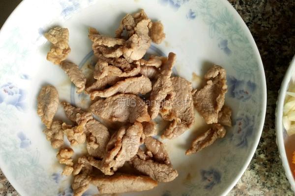 胡萝卜瘦肉炒粉丝的做法图解12