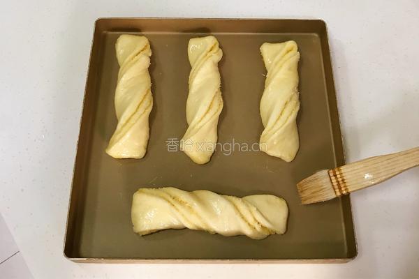 椰蓉奶棒面包的做法图解14