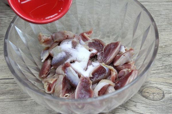 烤鸡胗的做法图解3