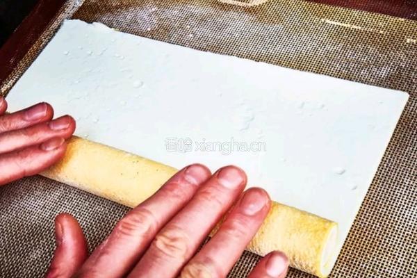 草莓甜心蛋卷的做法图解19