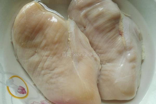糖醋鸡肉丸的做法图解1
