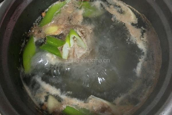 牛肉柿子汤的做法图解4