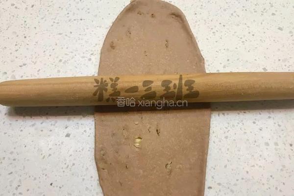 黑巧核桃贝果的做法图解6
