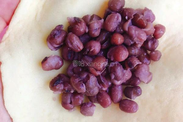 奶香蜜豆卷的教学的做法图解12