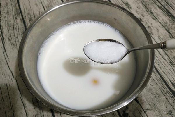 牛奶鸡蛋薄饼的做法图解5