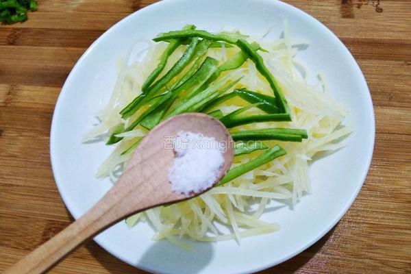 豆豉炝拌青椒土豆丝的做法图解16