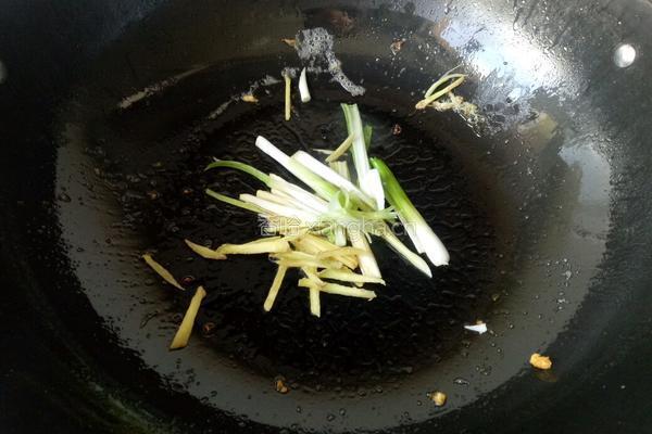 鱼香荷包蛋的做法图解12