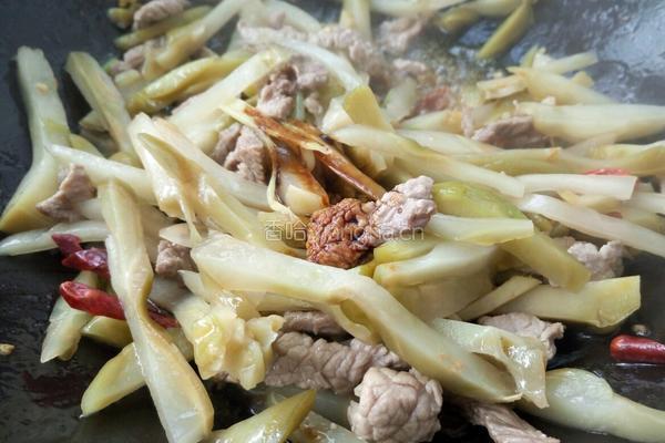 香辣榨菜炒肉丝的做法图解9