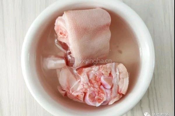 怀孕汤谱 麦芽蜜枣猪蹄汤 香甜又消食的做法图解4