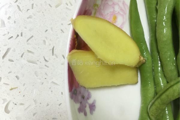 豆角焖面的做法图解2