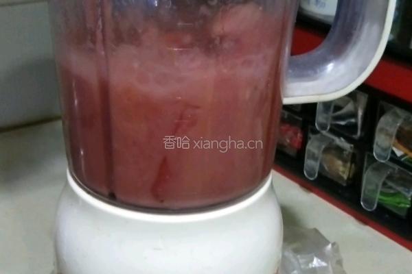 酸奶西瓜冰淇淋的做法图解4