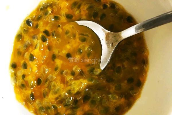 范冰冰同款蜂蜜柠檬百香果的做法图解4