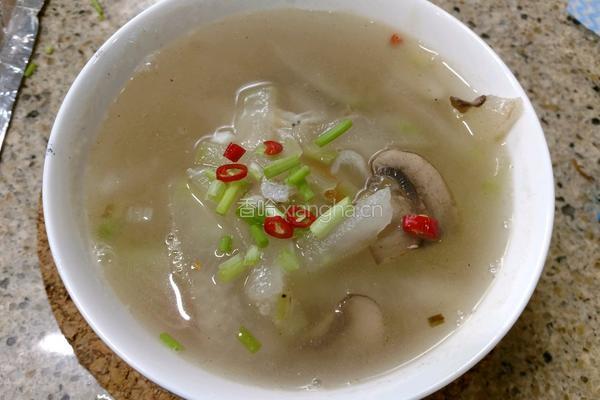 冬瓜虾皮牛排菇汤的做法图解7