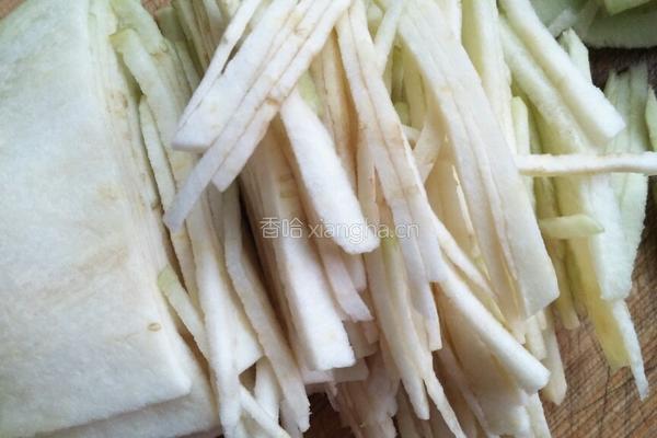 茄子馅儿素包子的做法图解1