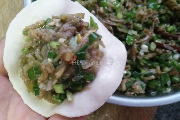 茄子馅儿素包子的做法图解6