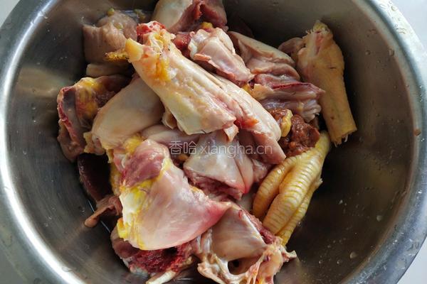土豆烧鸡肉的做法图解2