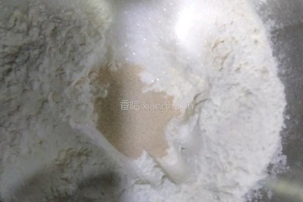 火龙果玫瑰包的做法图解3