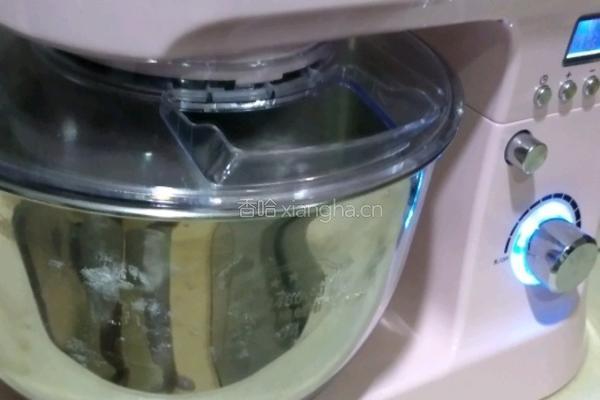 火龙果玫瑰包的做法图解4