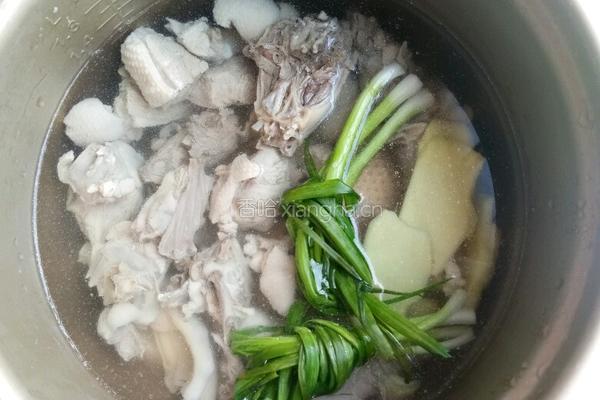 丝瓜鸭汤的做法图解4