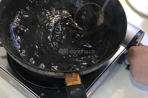 海鲜大焖锅的做法图解7
