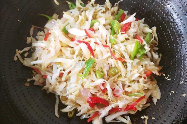 包包菜炒酸豆角的做法图解9