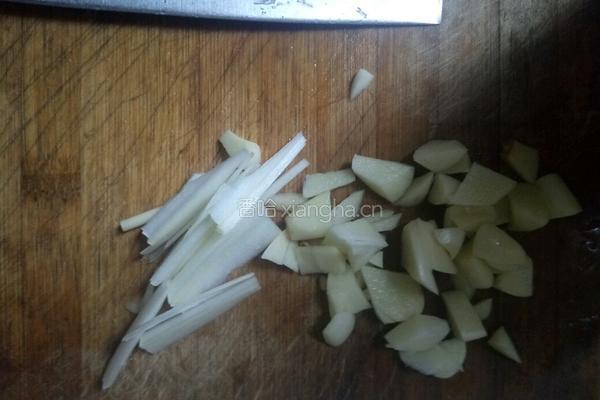 肉丝西红柿炒鹅蛋的做法图解3