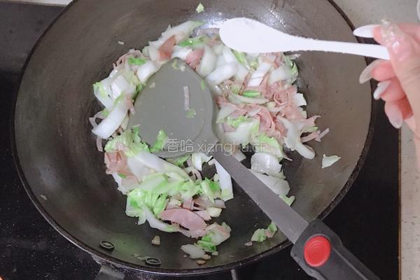 美式火腿炒菜根的做法图解9