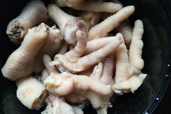 自制泡椒凤爪的做法图解4