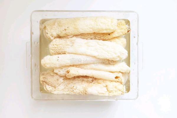竹笙虾仁烩玉子豆腐 美味爆汁一口脆的做法图解2