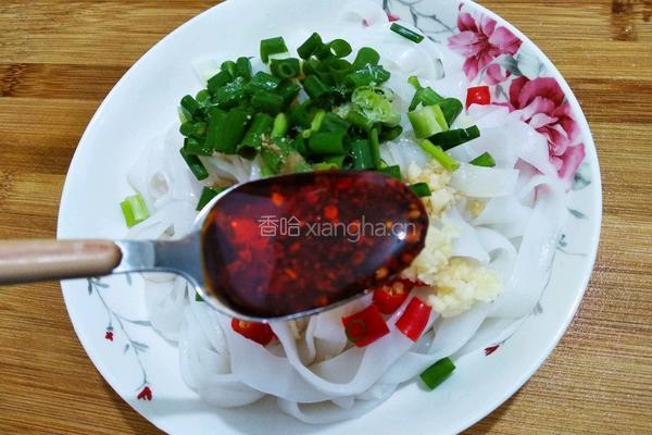 凉拌酸辣凉皮的做法图解6