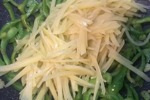 青椒土豆丝的做法图解7