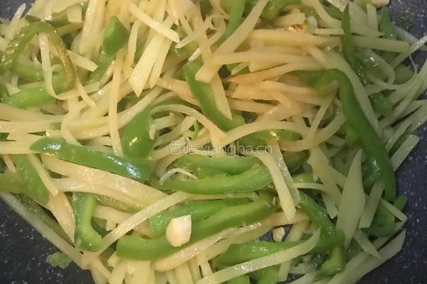 青椒土豆丝的做法图解8