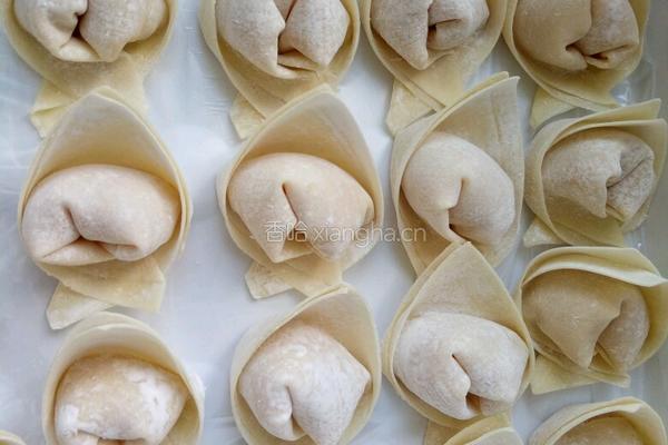 冬瓜虾仁鲜肉馄饨的做法图解2