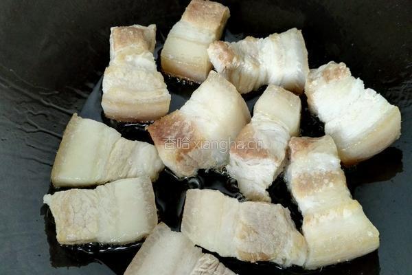 鹌鹑蛋烧肉的做法图解6