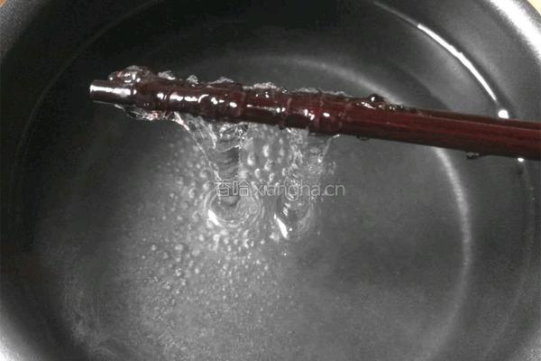凉拌雪燕 辣辣果冻要尝吗的做法图解2