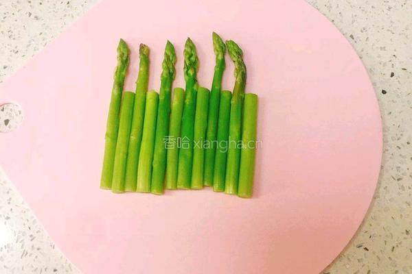 美式培根煎芦笋的做法图解3