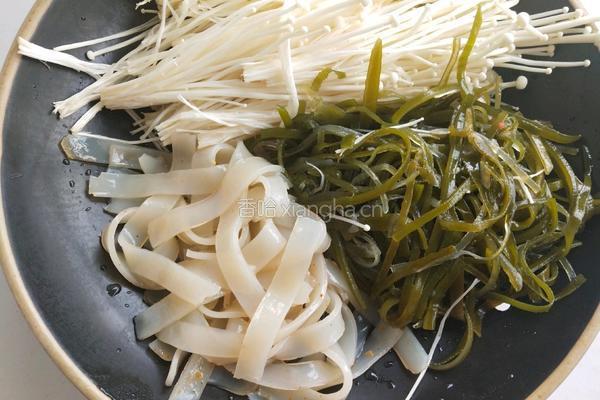 牛骨高汤沙锅的做法图解4