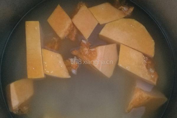 小米南瓜粥的做法图解2