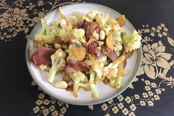 干煸腊肉菜花 的做法图解10