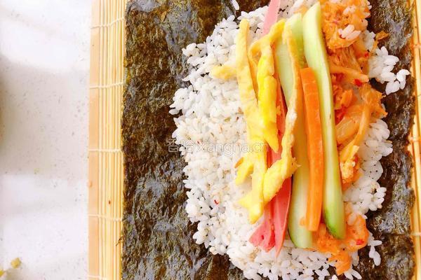韩式紫菜包饭的做法图解10