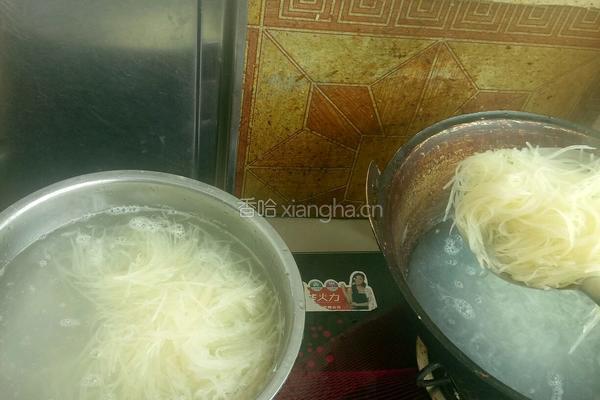 凉拌土豆丝的做法图解3
