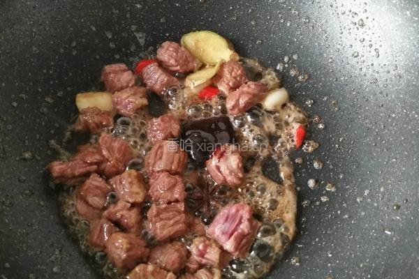 红烧牛肉炖土豆的做法图解5