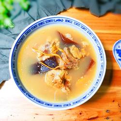 淡菜蛹虫草海带骨头汤的做法[图]